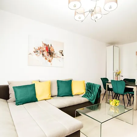 Apartment Center By Alia *